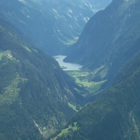 Haus Gruenbergblick Mayrhofen